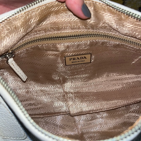 Authentic Prada purse - Picture 12 of 15